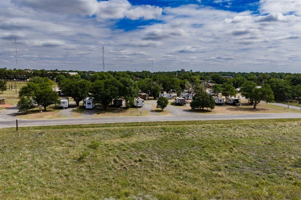 1604 C Nw Property Photo 18