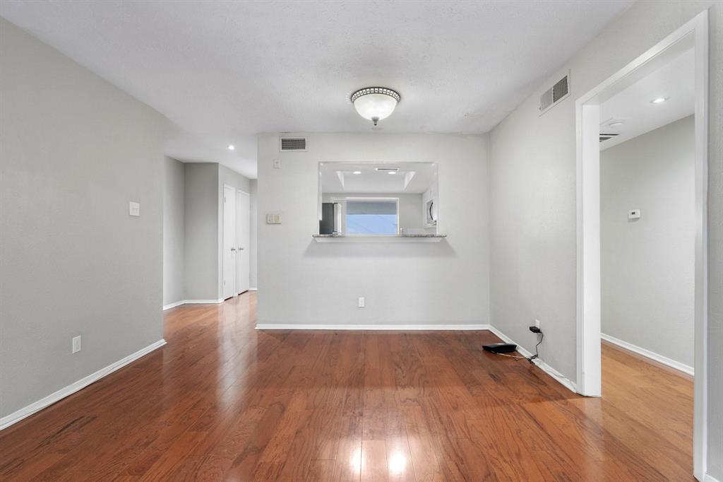 4533 N O Connor Road 2208 Property Photo 6