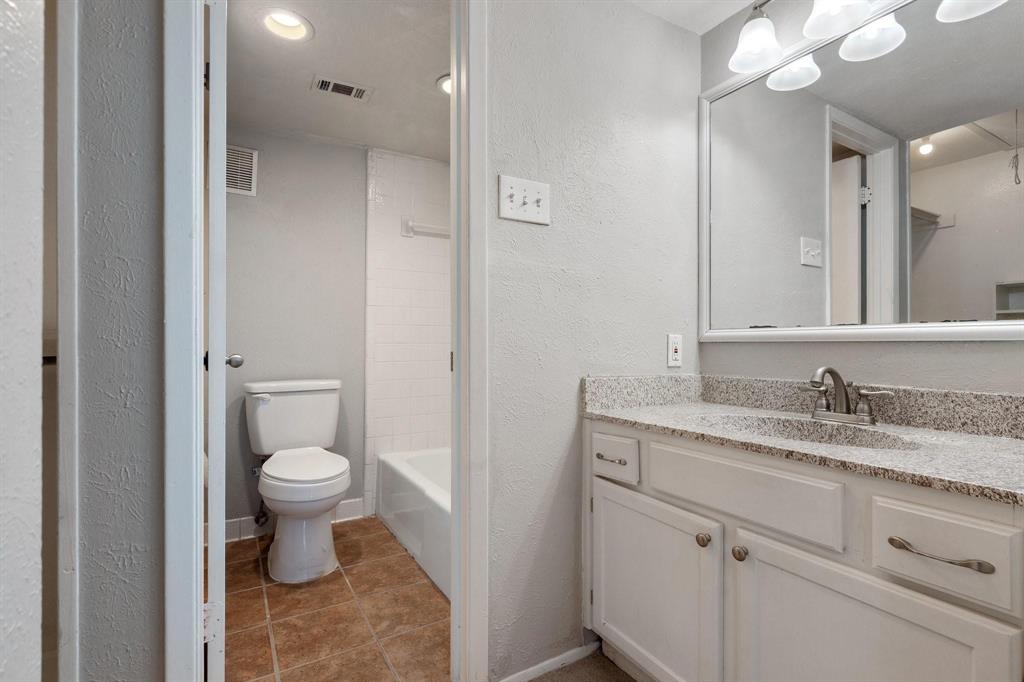 4533 N O Connor Road 2208 Property Photo 15