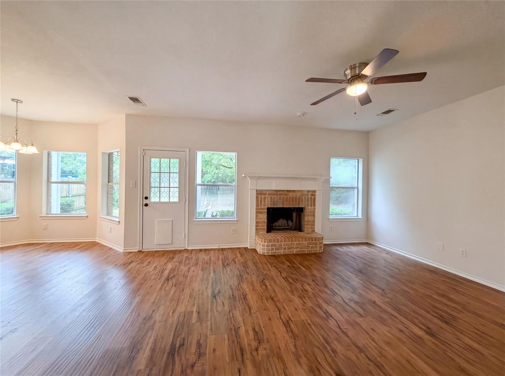 6218 Kingswood Drive Property Photo 3