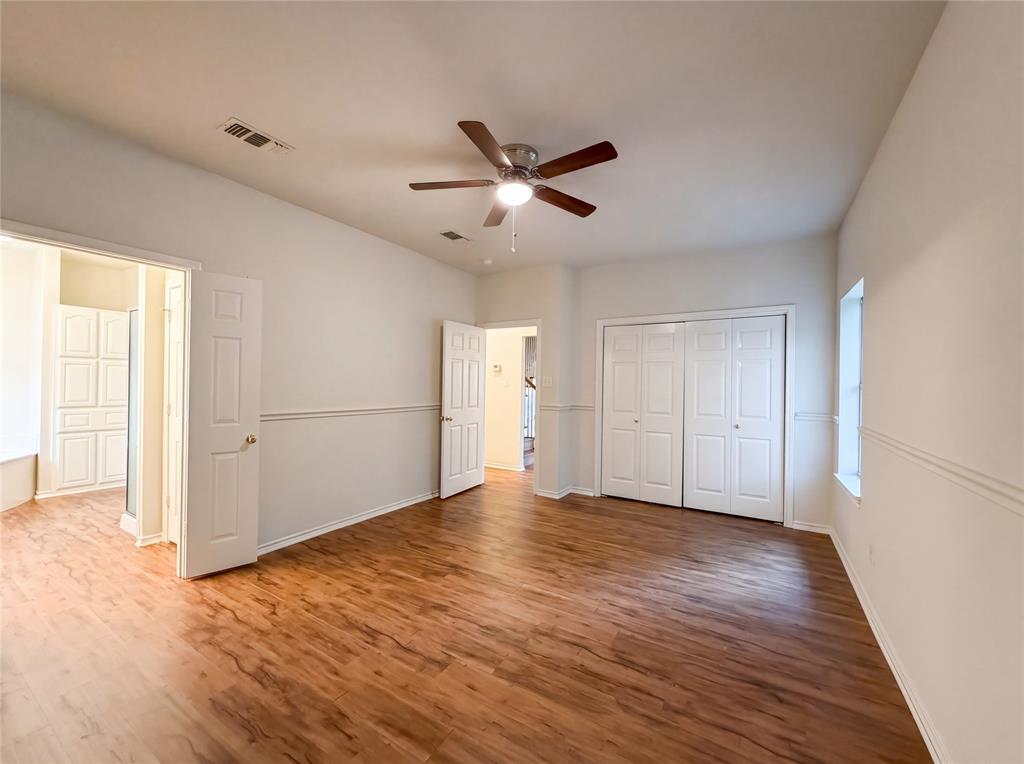 6218 Kingswood Drive Property Photo 4