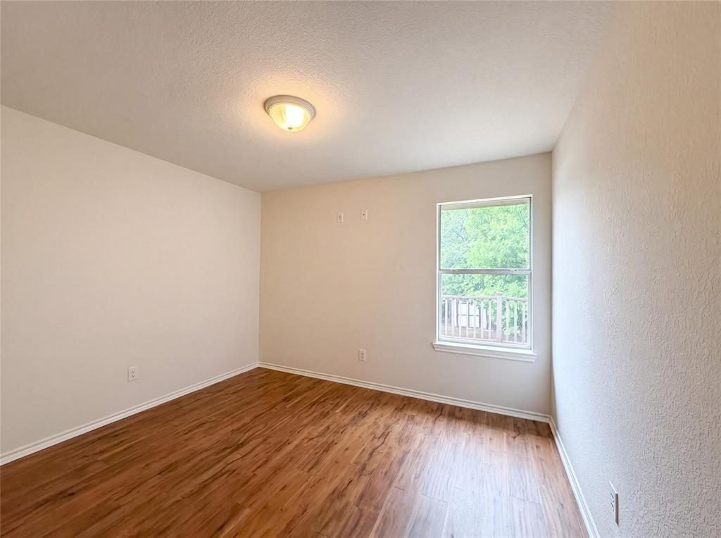 6218 Kingswood Drive Property Photo 16
