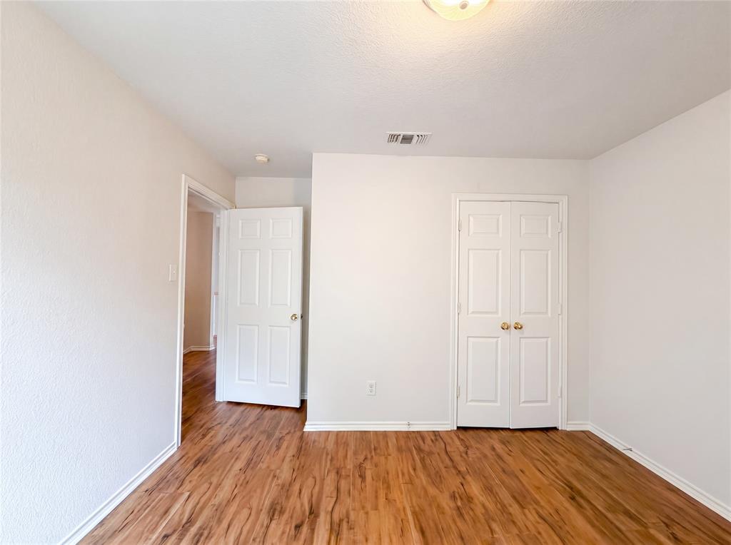 6218 Kingswood Drive Property Photo 17