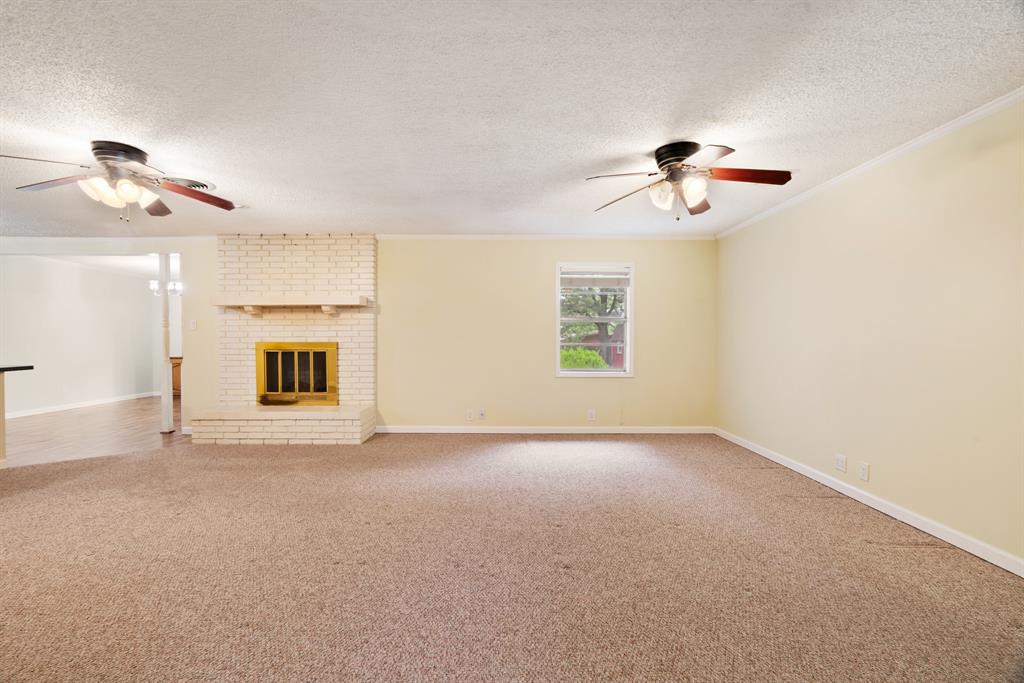3225 E Houston Street Property Photo 5