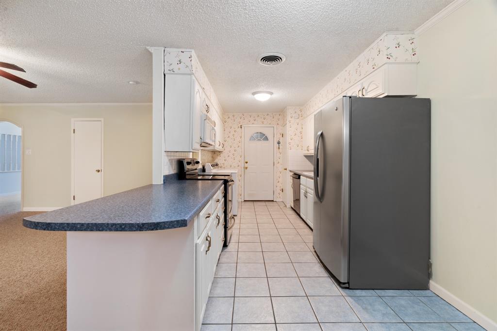 3225 E Houston Street Property Photo 8
