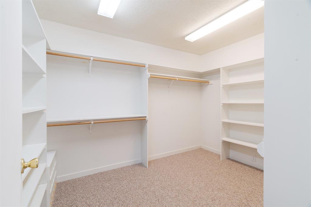 3225 E Houston Street Property Photo 12