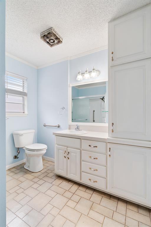 3225 E Houston Street Property Photo 13