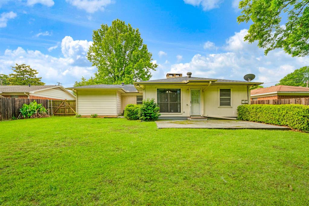 3225 E Houston Street Property Photo 19