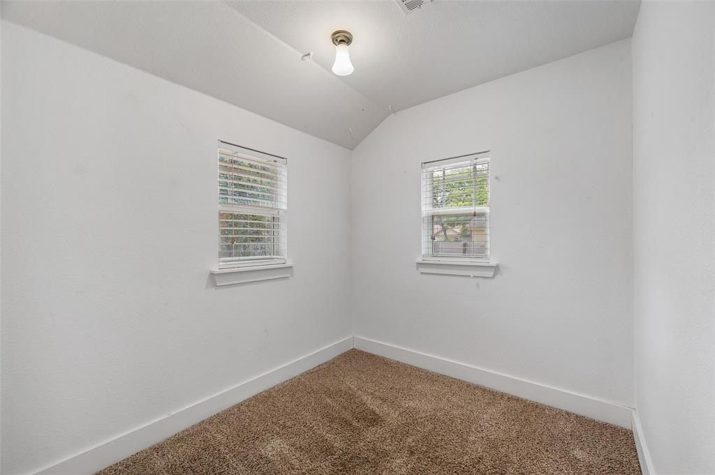 2524 Watauga Road Property Photo 18