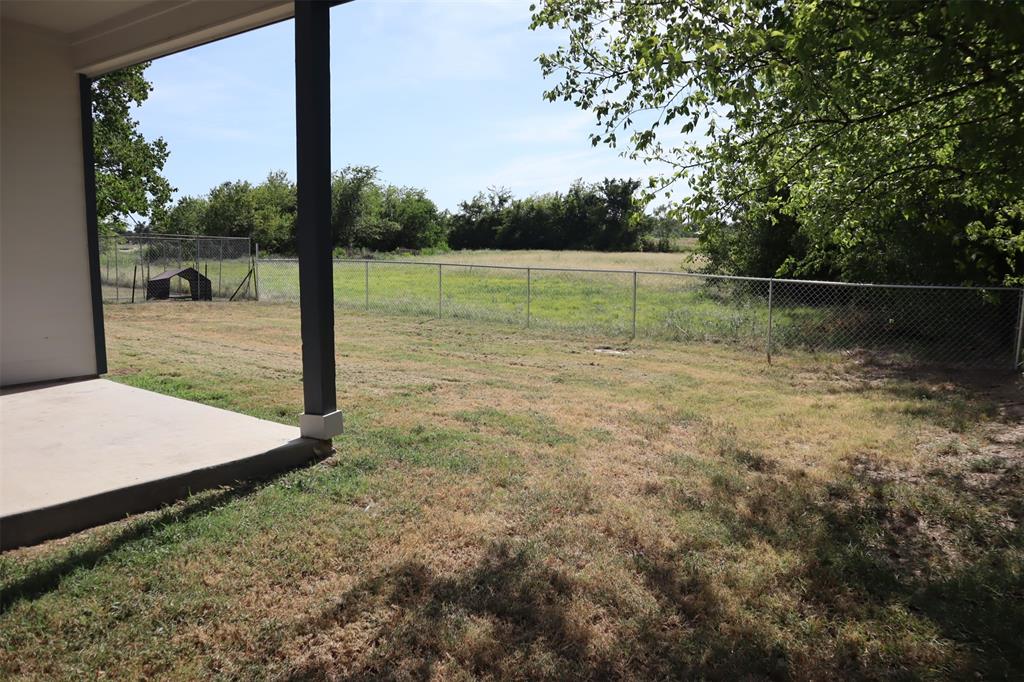 500 Como Property Photo 8