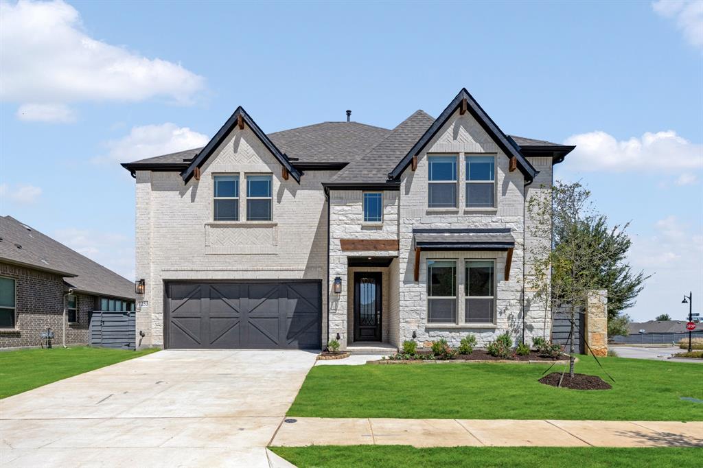 7253 Cherry Blossom Lane Property Photo 1