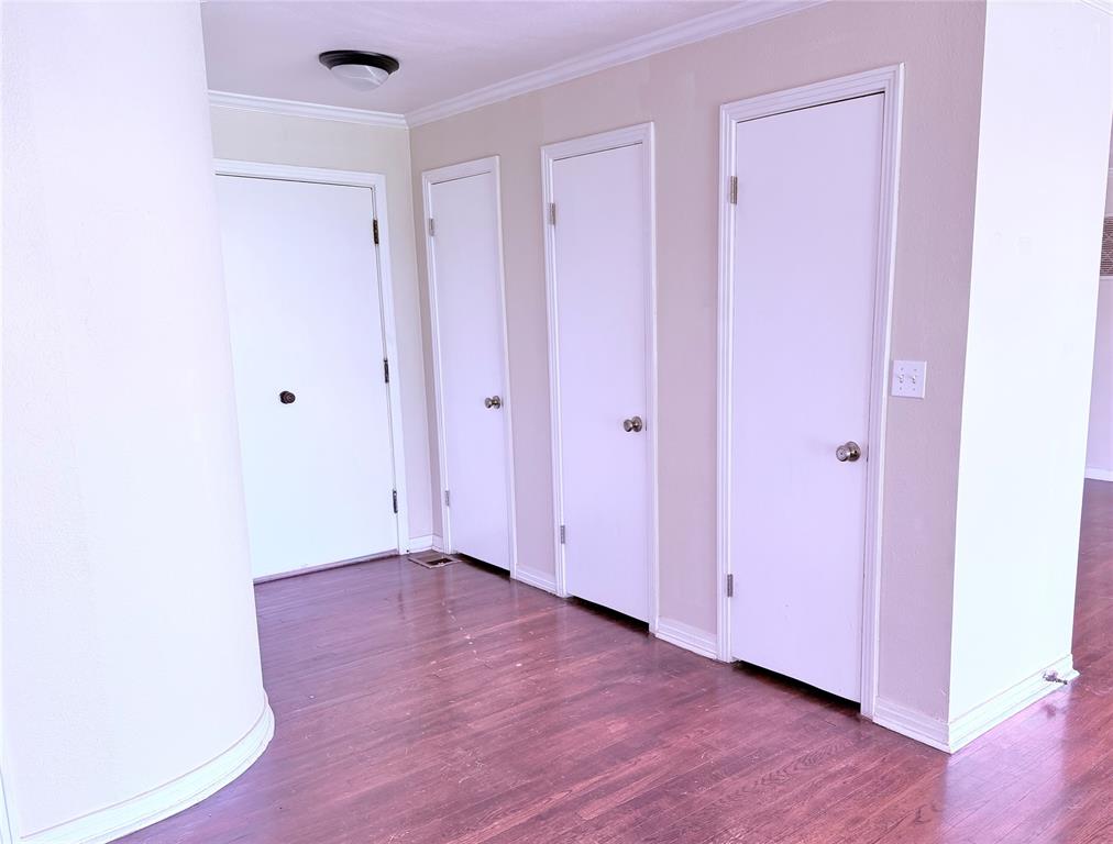 1807 Crowell Highway Property Photo 7