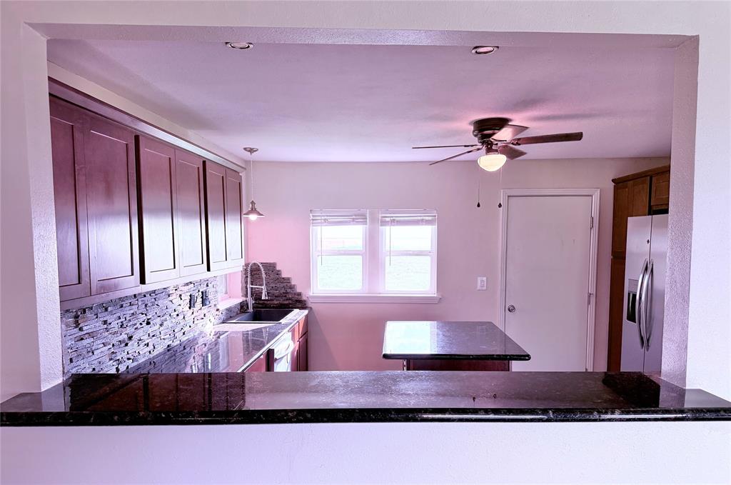 1807 Crowell Highway Property Photo 20
