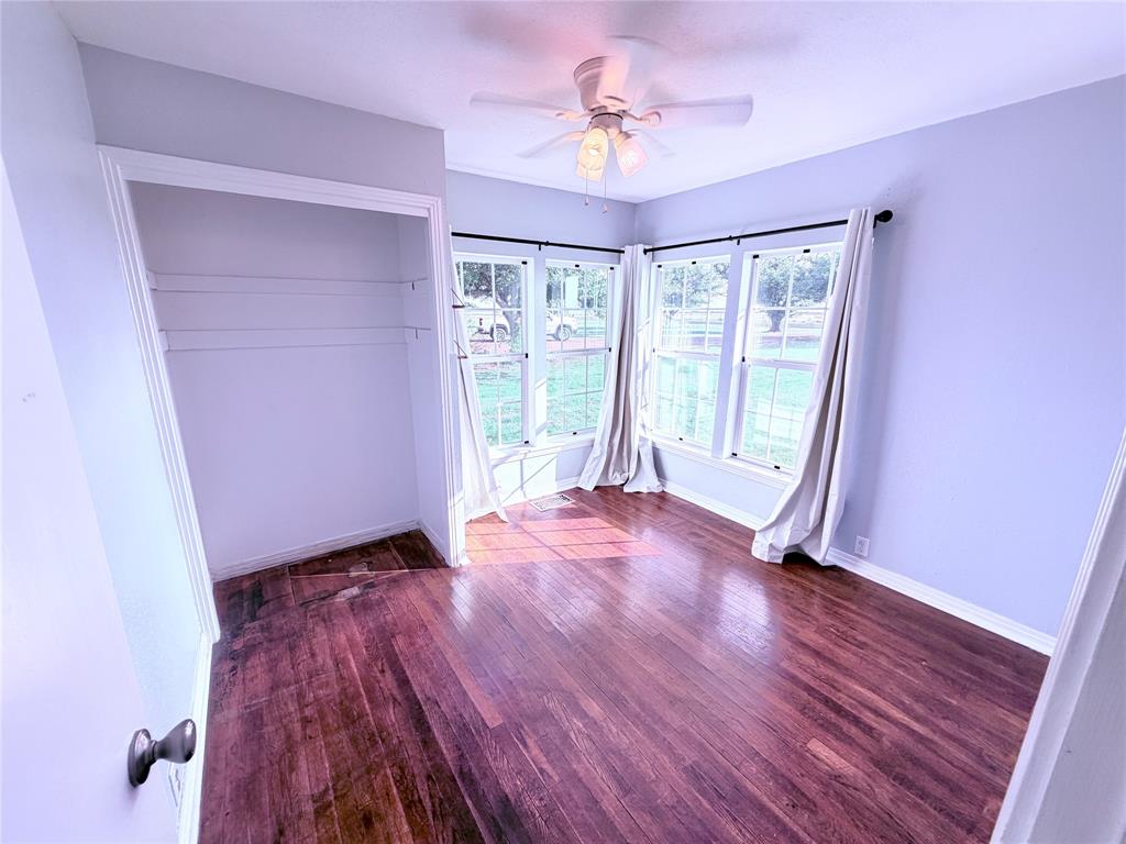 1807 Crowell Highway Property Photo 37