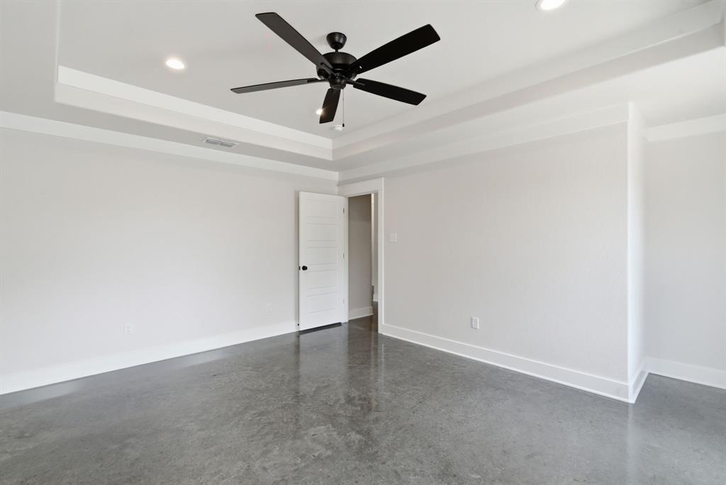 105 Graystone Property Photo 9