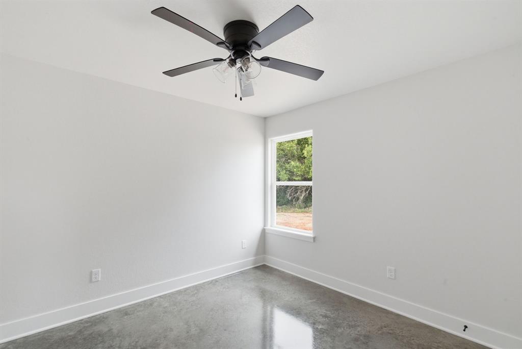 105 Graystone Property Photo 14