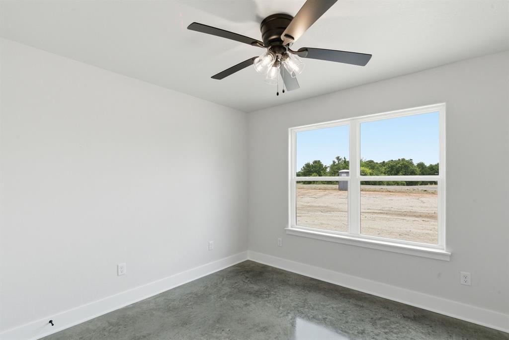 105 Graystone Property Photo 17