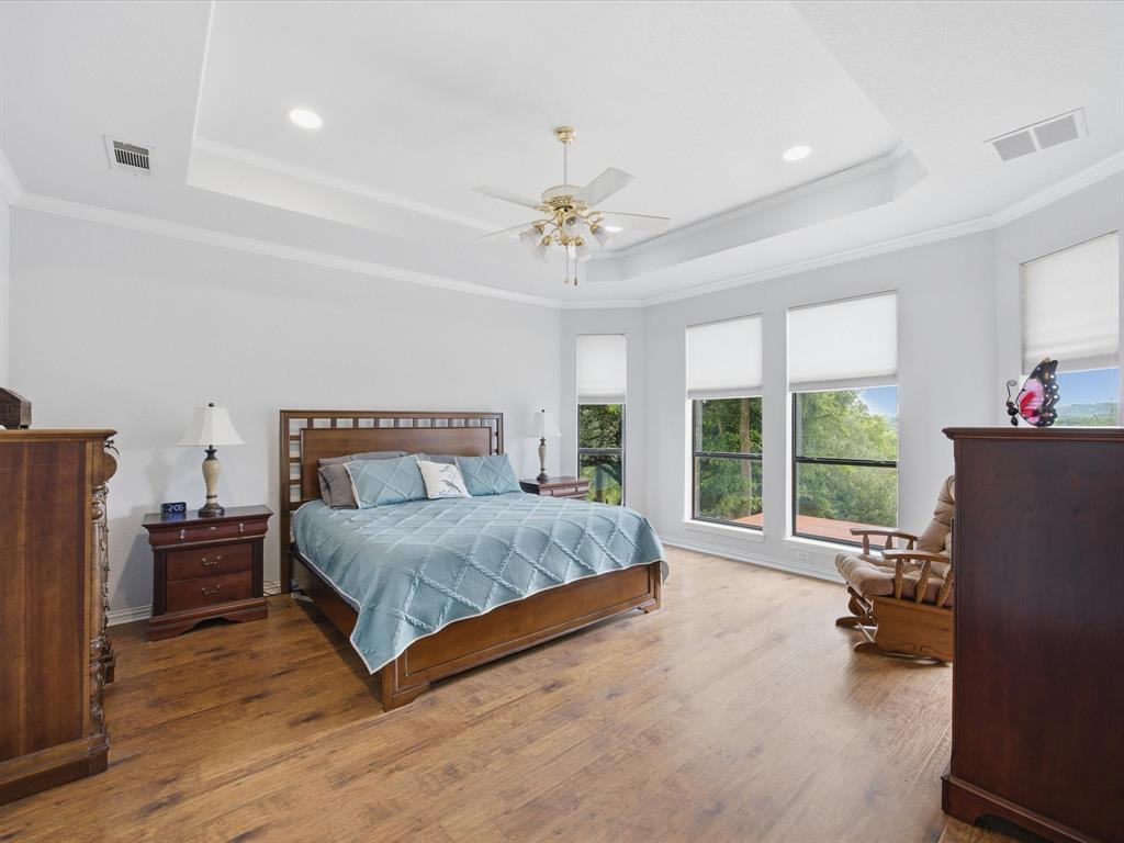 10106 Ravenswood Road Property Photo 11