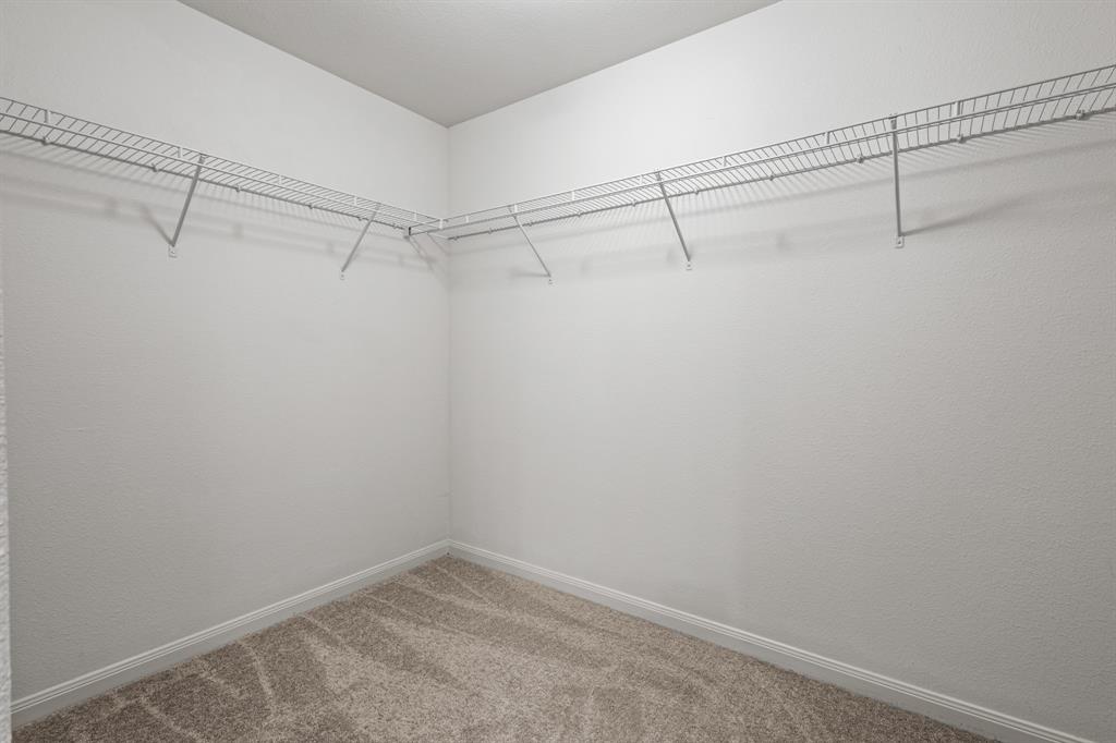 4308 Cat Tail Way Property Photo 3