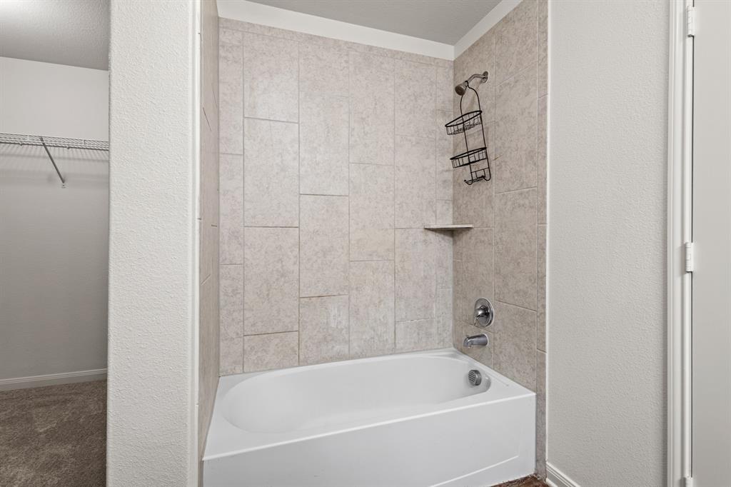 4308 Cat Tail Way Property Photo 4