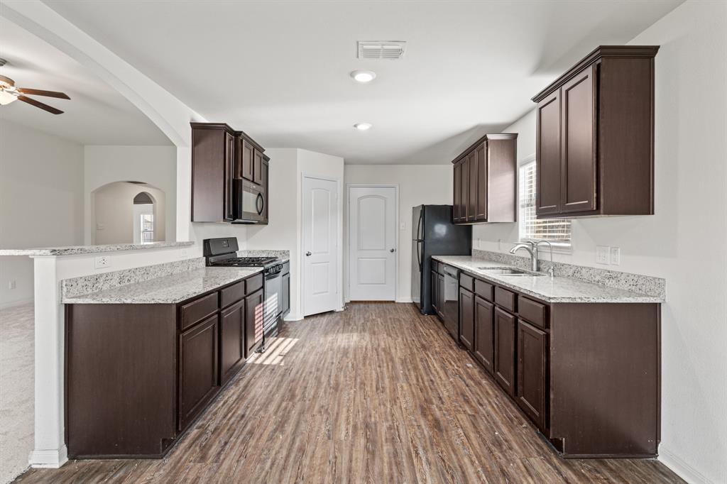4308 Cat Tail Way Property Photo 10
