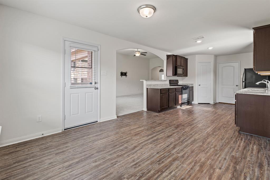 4308 Cat Tail Way Property Photo 11