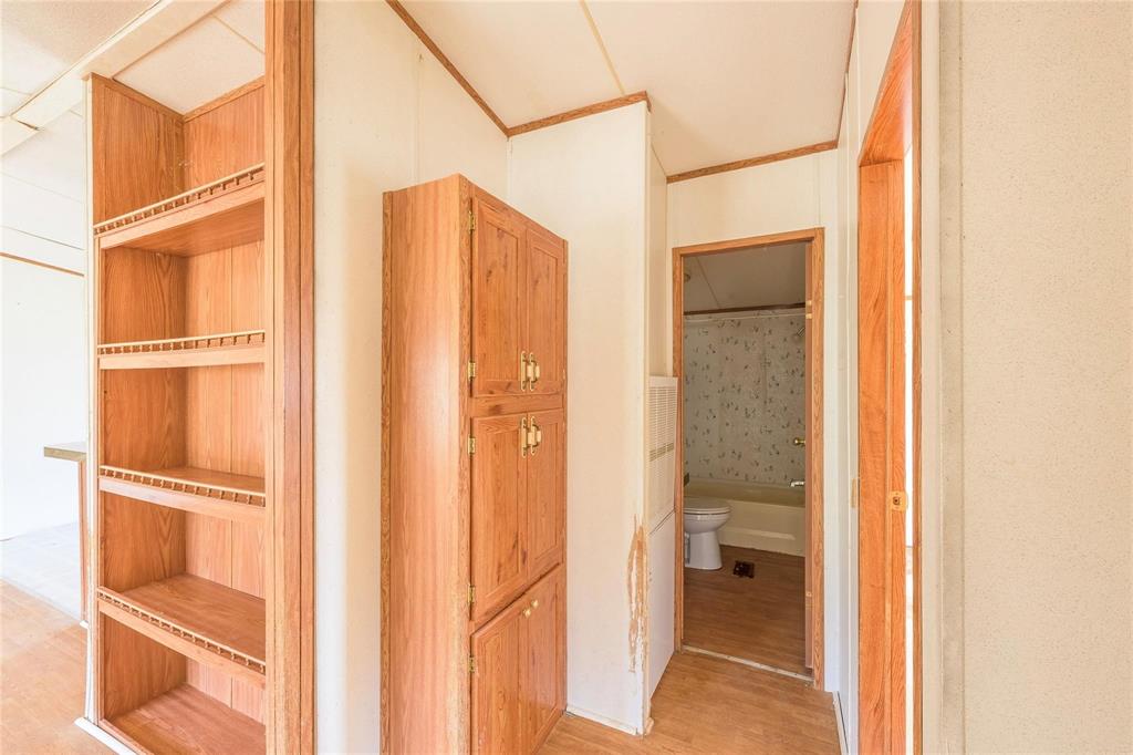 17256 Countrywood Property Photo 19