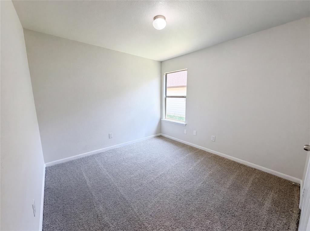 2824 Saint Bernard Drive Property Photo 13