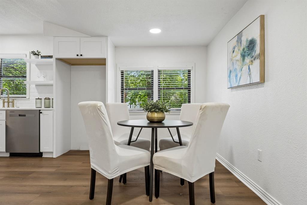 806 N Ruddell Street Property Photo 15
