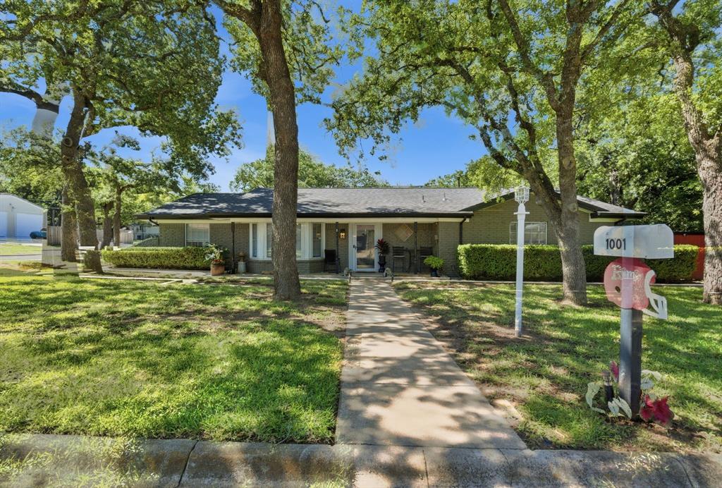 1001 Nw 11th Street Property Photo 1