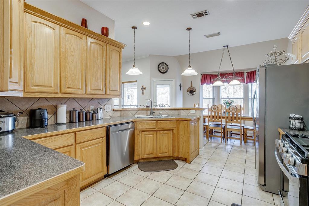 6409 Feather Wind Way Property Photo 5