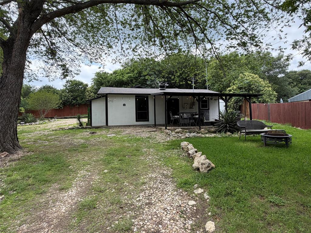 111 Apache Trail Property Photo 33