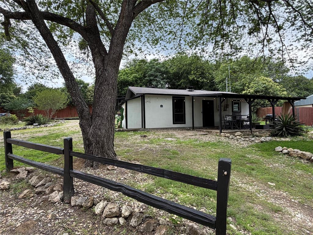 111 Apache Trail Property Photo 34