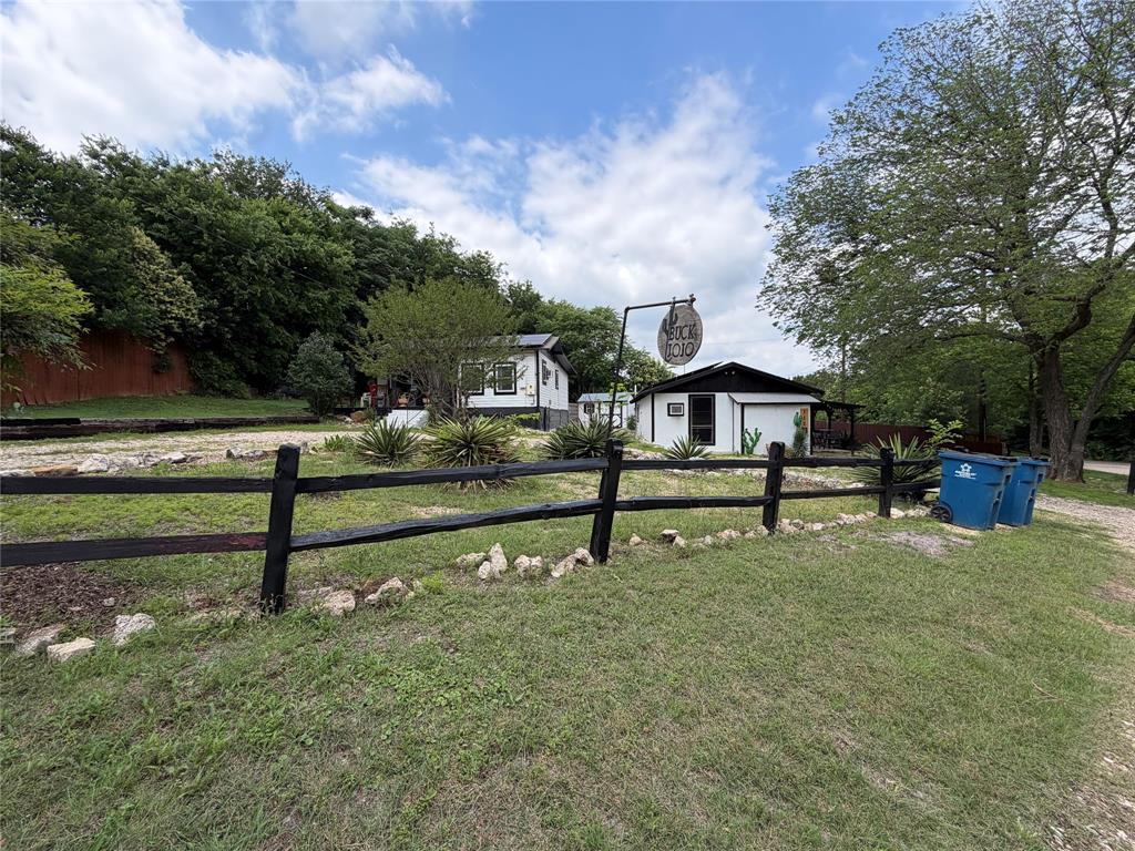 111 Apache Trail Property Photo 39