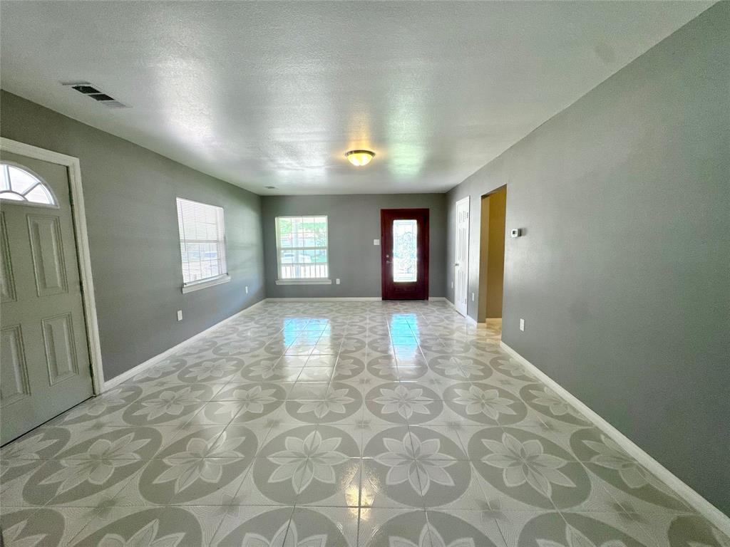 1705 Oak Lea Drive Property Photo 10