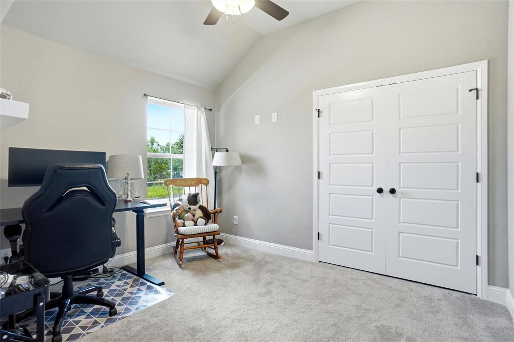 214 Clover Circle Property Photo 11