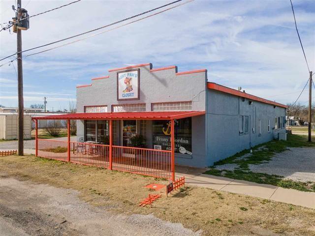 315 N Bridge Property Photo 1