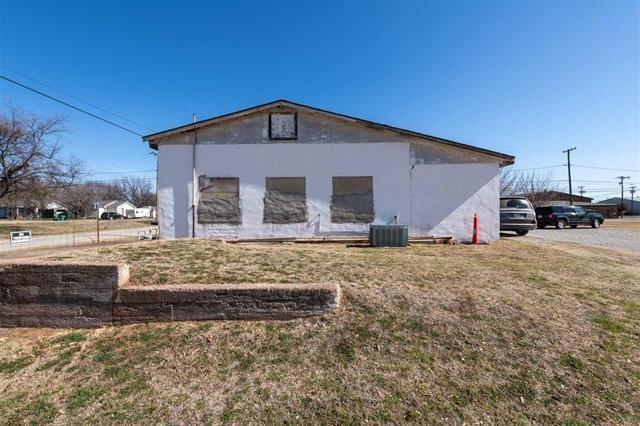 315 N Bridge Property Photo 13
