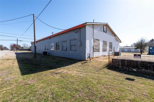 315 N Bridge Property Photo 14