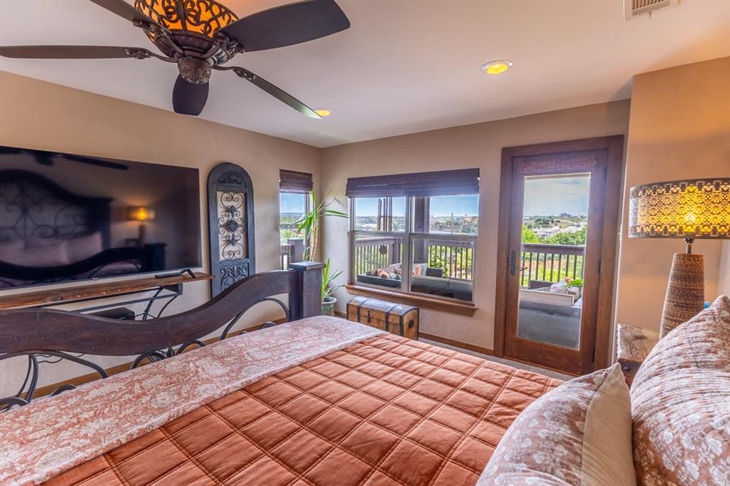 7060 Hells Gate Loop Property Photo 16