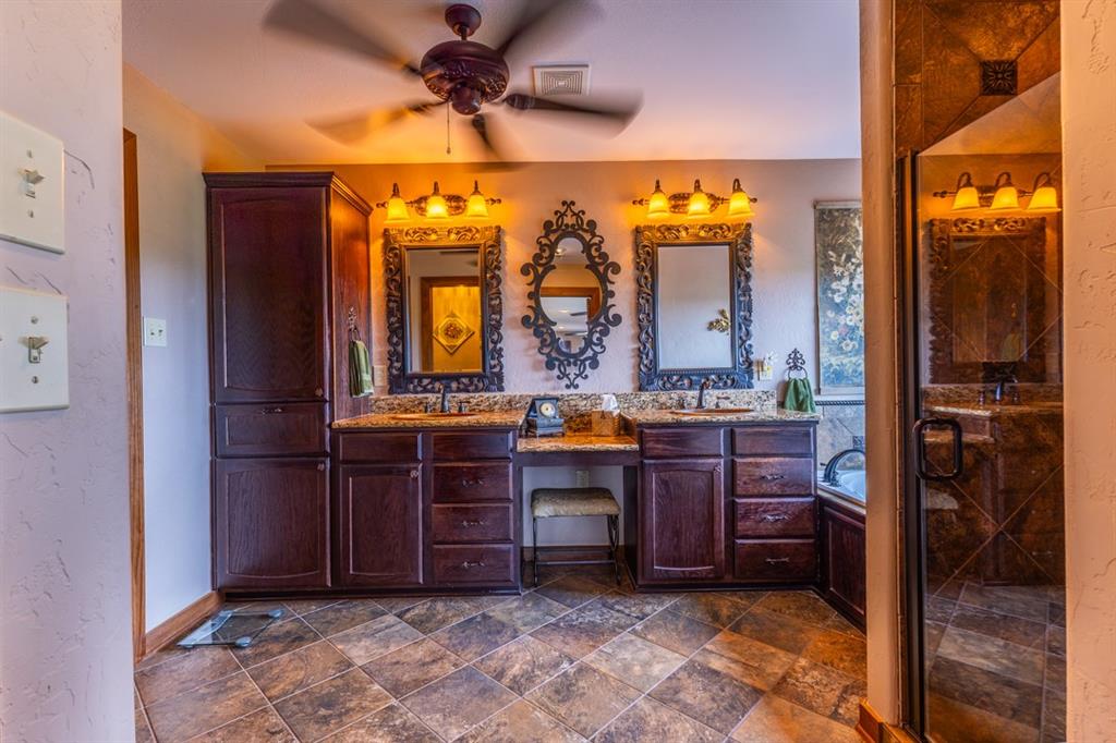 7060 Hells Gate Loop Property Photo 20