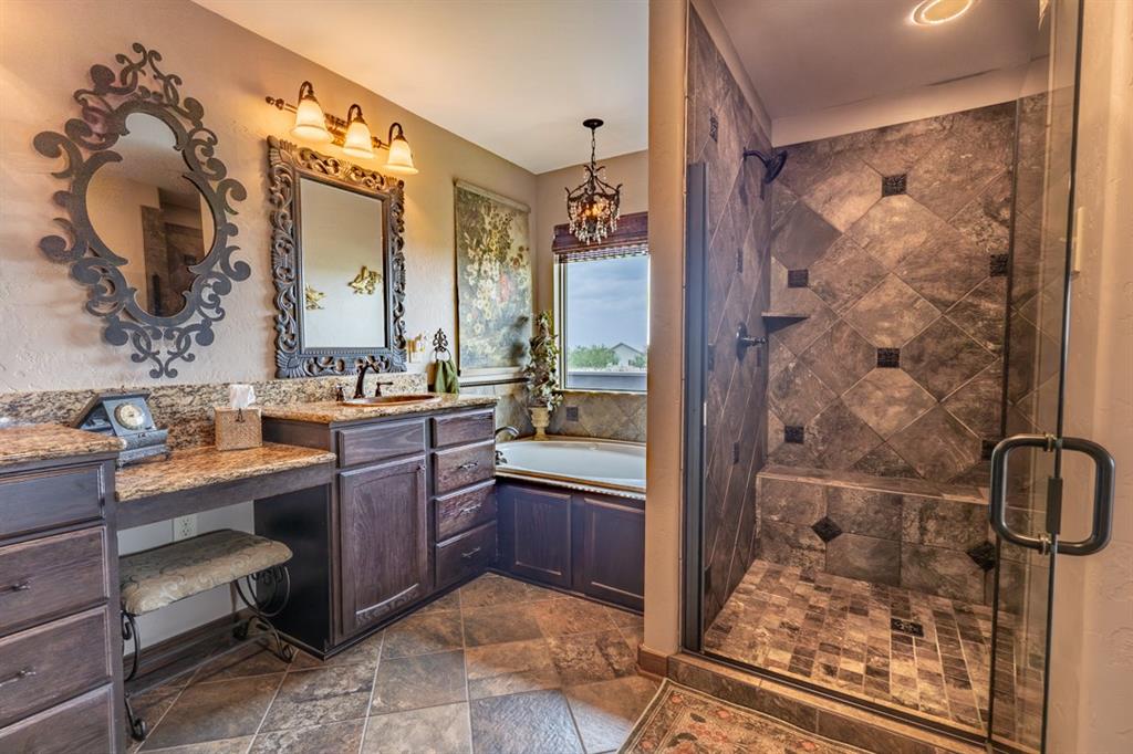 7060 Hells Gate Loop Property Photo 21