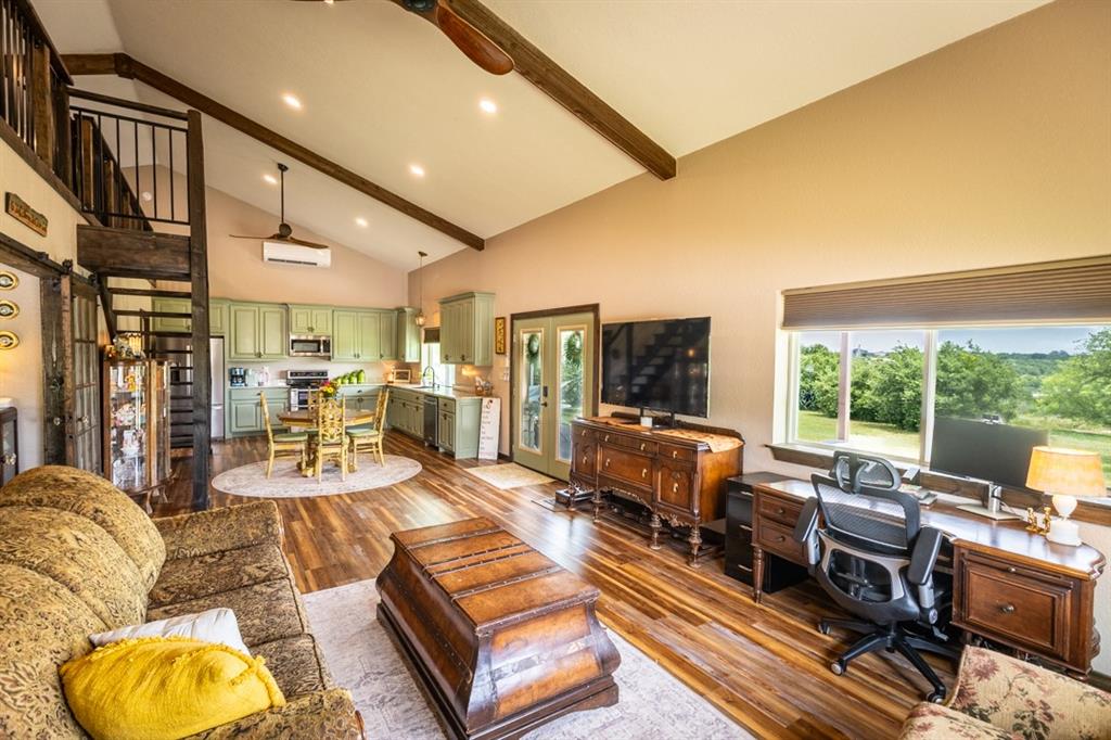 7060 Hells Gate Loop Property Photo 26