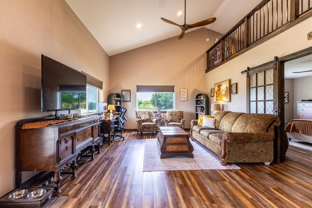 7060 Hells Gate Loop Property Photo 27