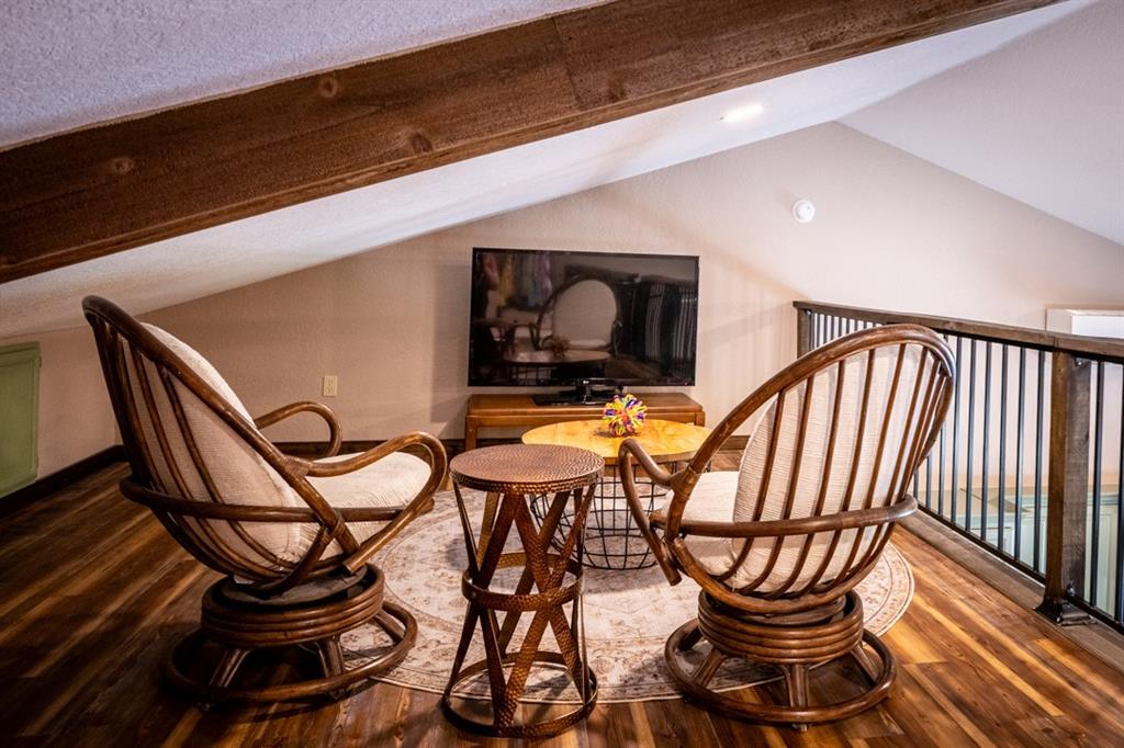7060 Hells Gate Loop Property Photo 32