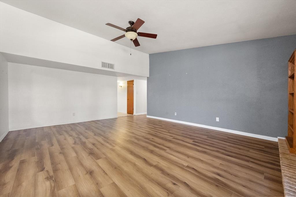 7009 Forestview Drive Property Photo 7