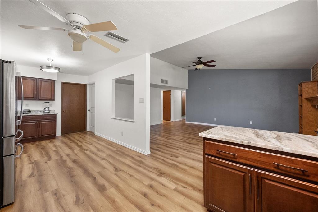 7009 Forestview Drive Property Photo 11