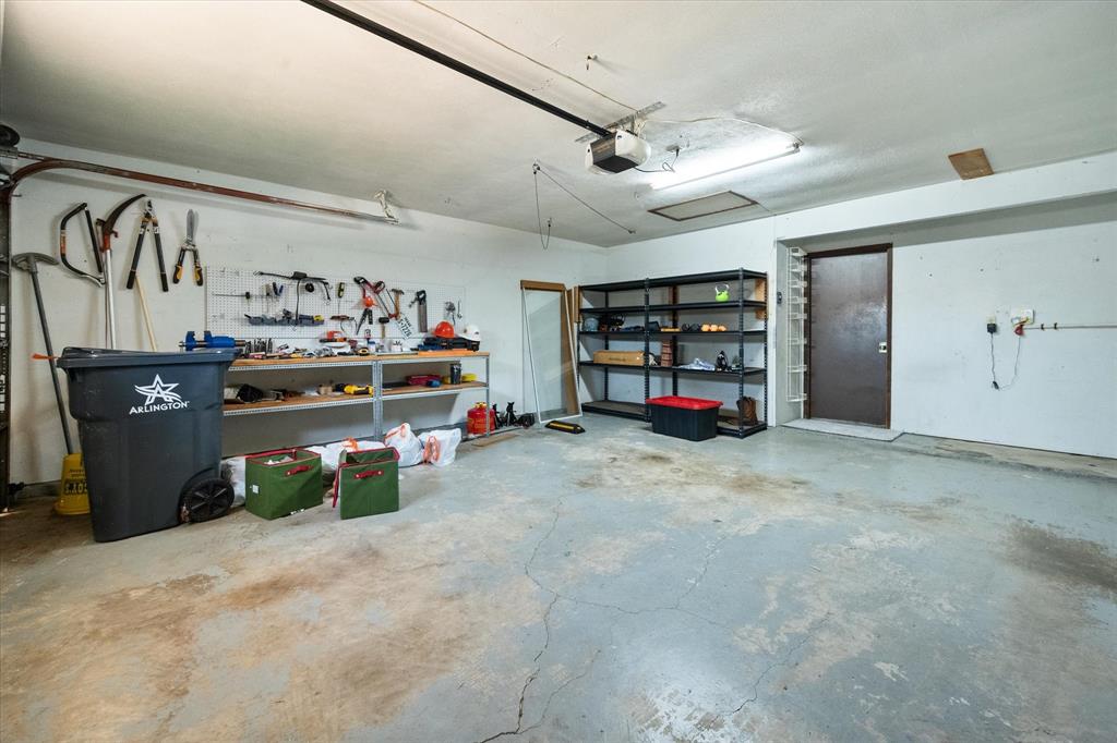 7009 Forestview Drive Property Photo 18