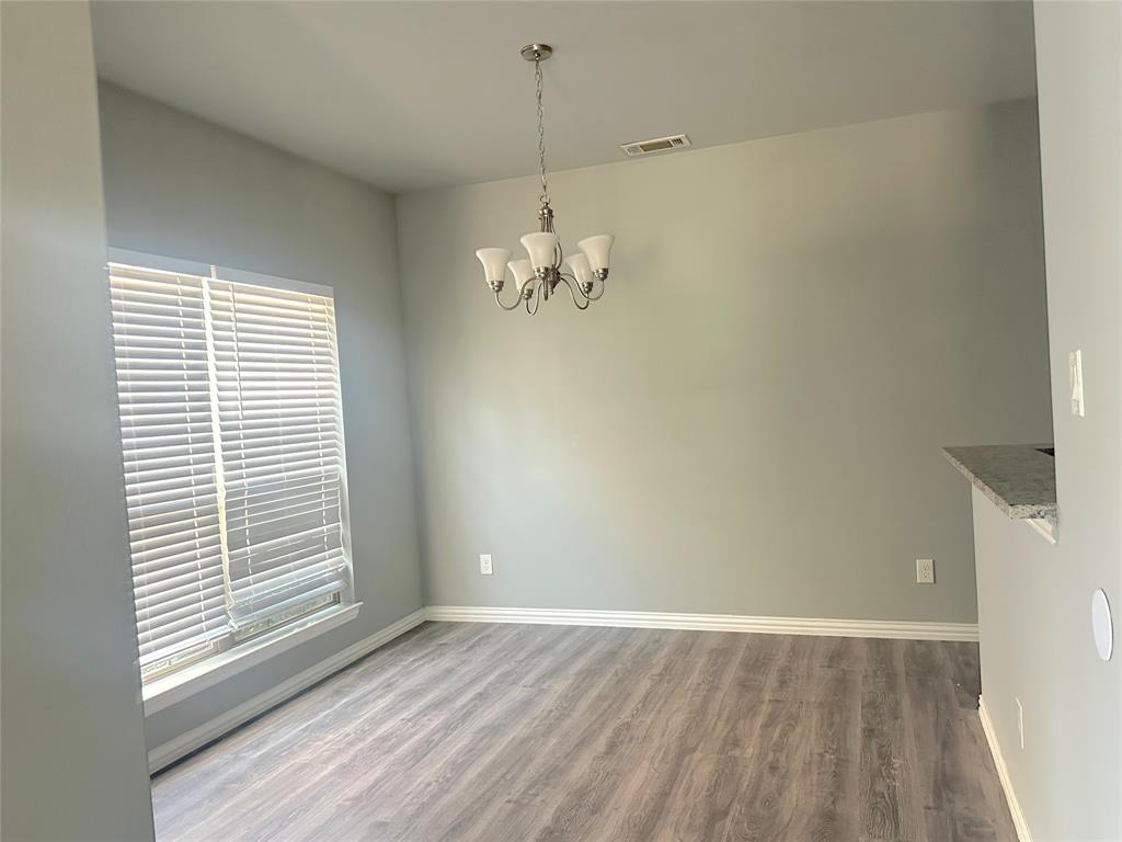 2349 Homewood Lane Property Photo 11