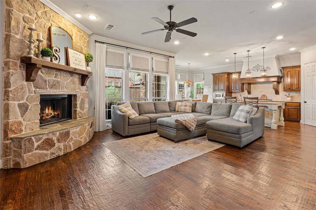 8105 Blue Hole Court Property Photo 11